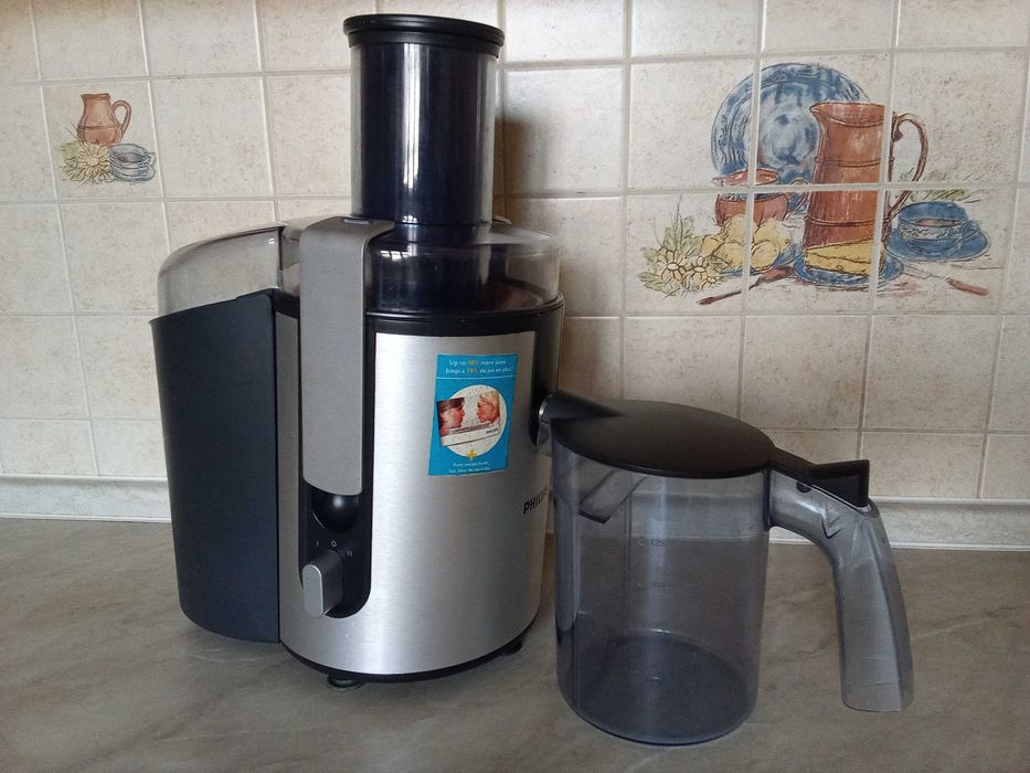 Соковитискач Philips HR 1861 700 Вт