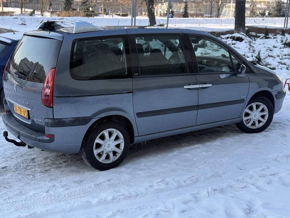 Peugeot 807 TDI 2.0  хороша комплектація