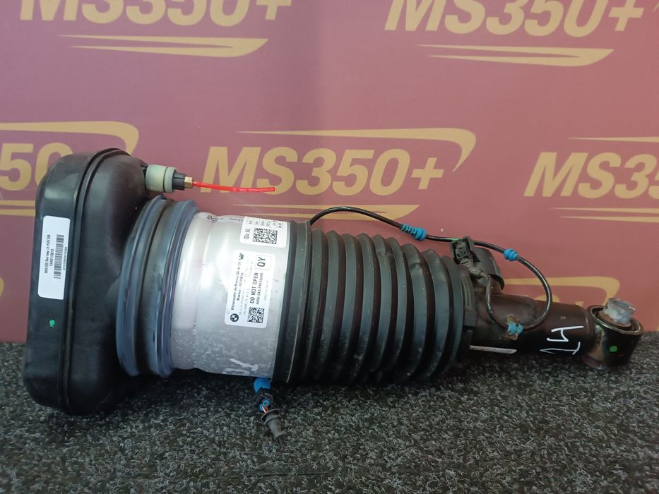 Пневмоподушка задня ліва BMW X5  G05 БМВ Х5 Г05 розборка шрот запчастини 37105A40B53 462400020426  Пневмоподушка задняя левая