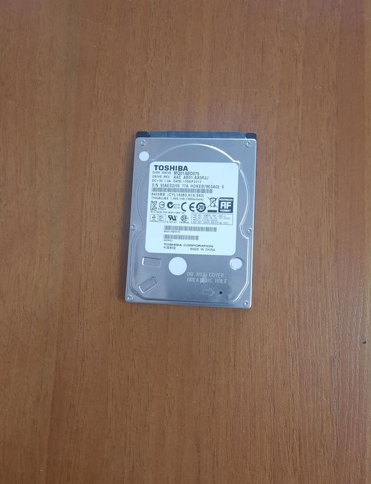 Жорсткий диск TOSIBA HDD Sata 2.5" / 320 Gb. Робочий