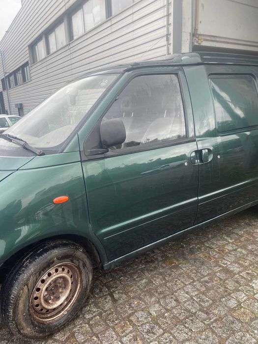 Nissan Vanette Cargo 2.3 d LX Vendo em Partes e Peças