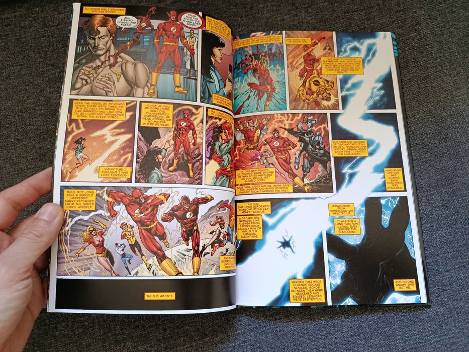 DC Universe Rebirth - Deluxe Edition