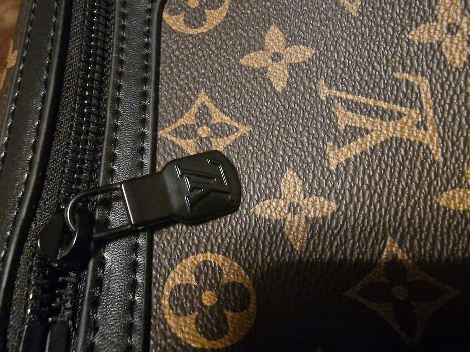 Mala LV Macassar
