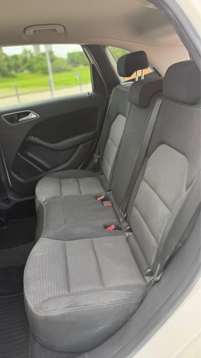 Mercedes-Benz B180 d