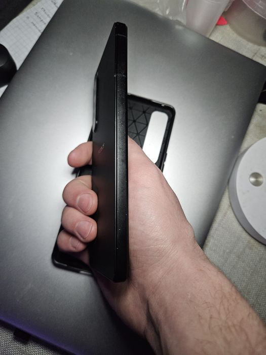 Продам Sony Xperia 1 IV