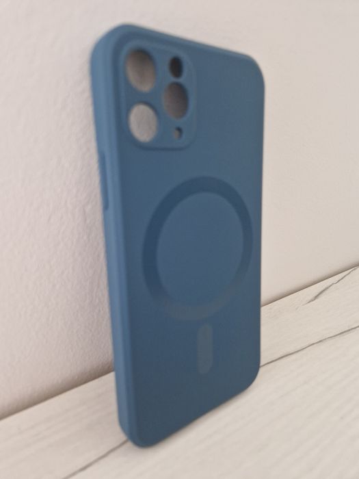 Etui TEL PROTECT MagSilicone Case do Iphone 11 Pro Granatowy