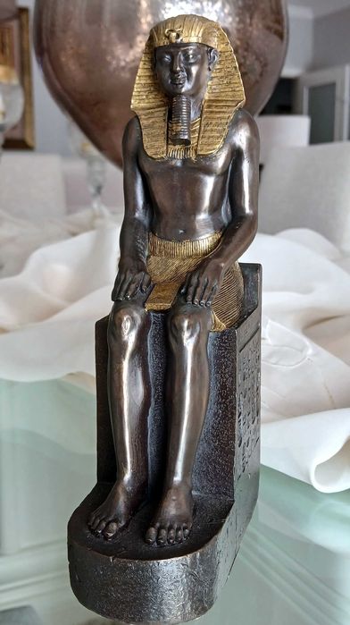 Artesanato Egípcio: Estatueta bronze de Faraó