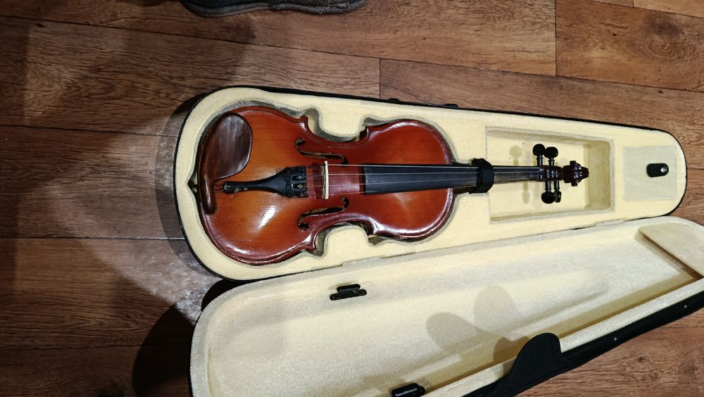 Скрипка 4/4 полная
