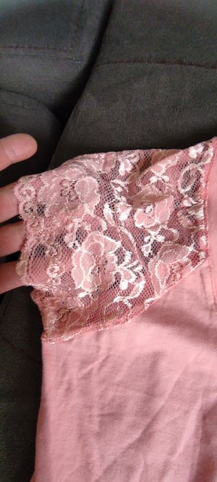 Bluzka z koronką nowa