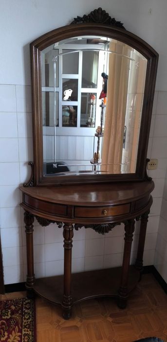 Mesa meia lua com espelho , madeira