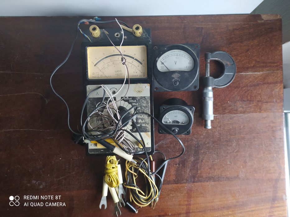 Прибор Ц4313 Вольтметр Амперметры М5-2, М4203 Манометр М1Д Микрометр