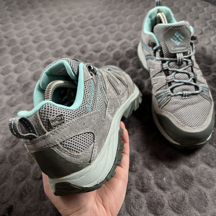 Чоловічі кросівки Columbia. Waterproof our dry. P. 40.