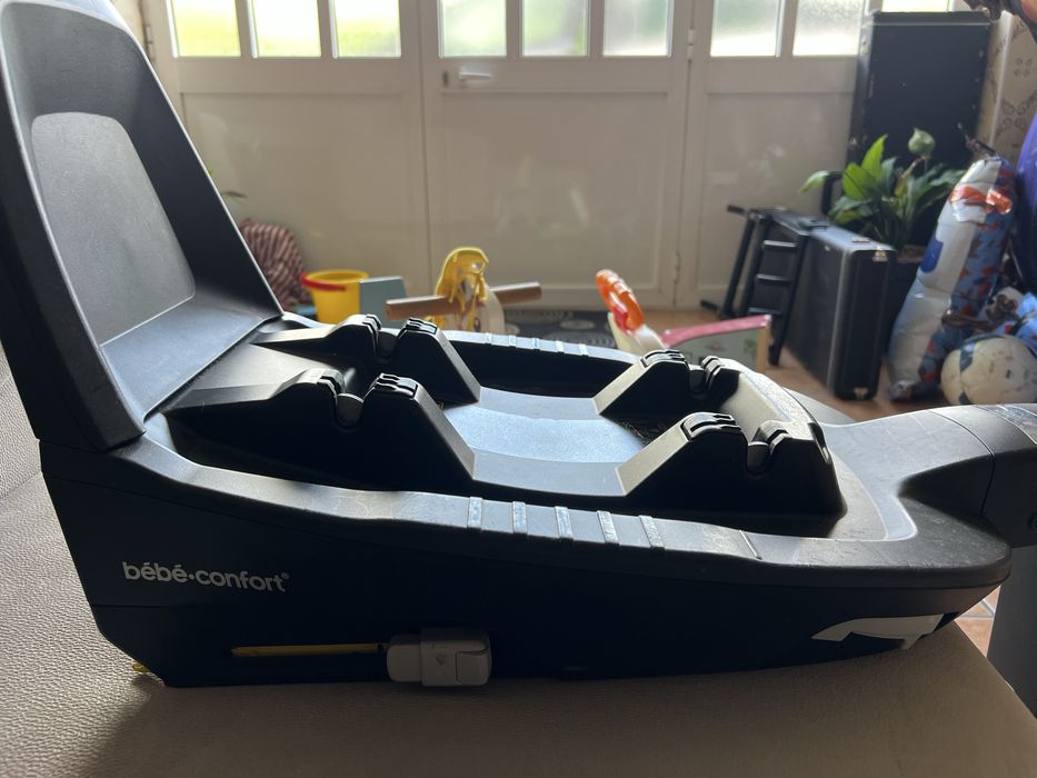 Isofix Bebé Confort / Maxi Cosi