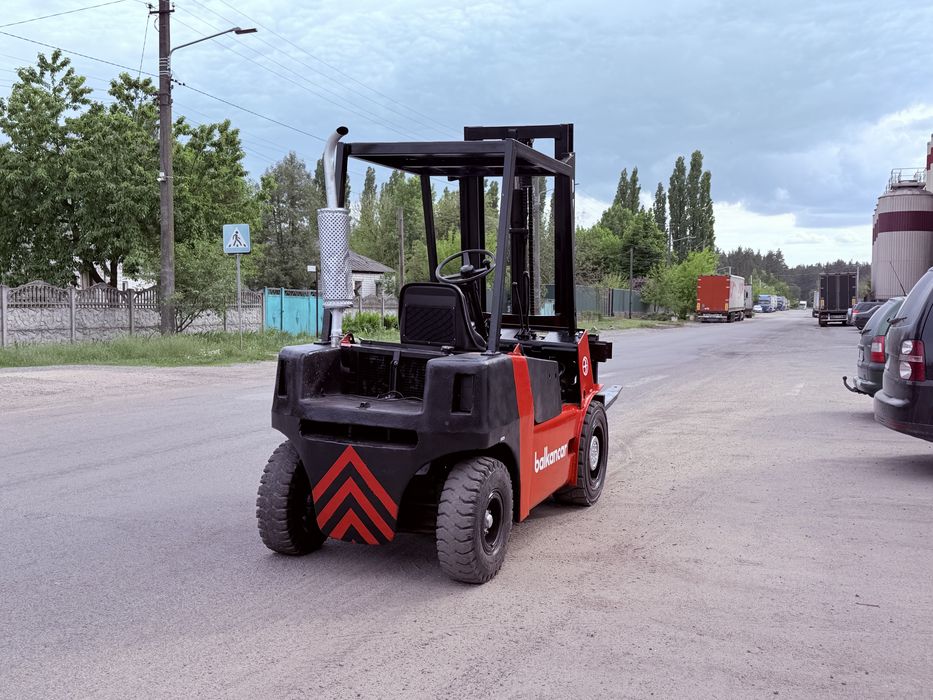 Вилочний погрузчик навантажувач BALKANCAR DV 1792