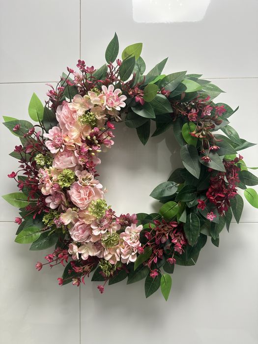 Wianek na drzwi różowy bordowy