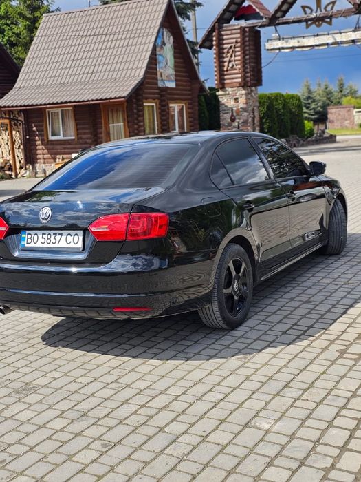 Продам VW Jetta.