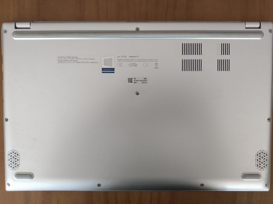 Vende-se Asus VivoBook 15 F512D