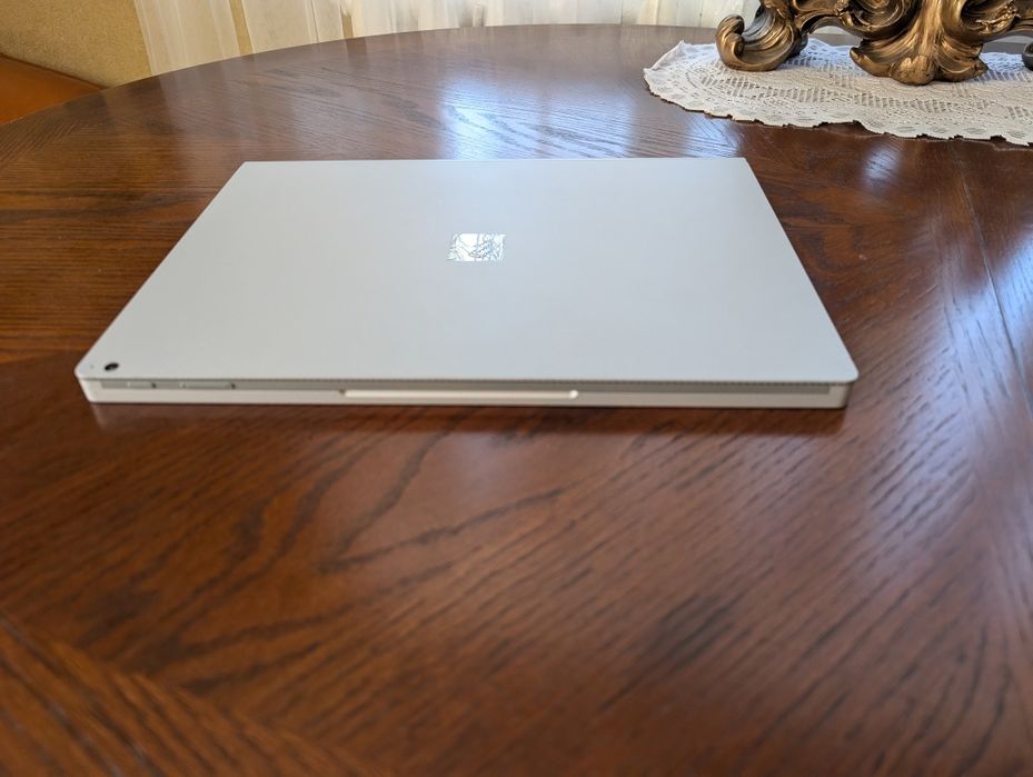 Microsoft Surface Book 3 i7-1065G7 32Gb 2Tb 4K 15" GTX 1660 Ti 6Gb