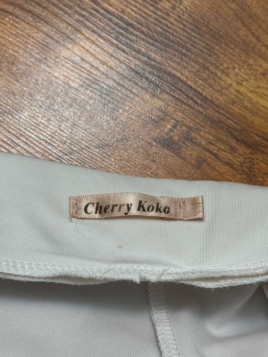 Spódnica biała mini z zamkiem spódniczka Cherry Koko S M 36 38