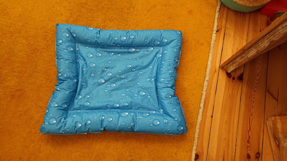 Kowloon legowisko / mata chłodząca 76x65cm MEDIUM