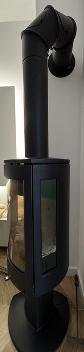 Piec wolnostojący / koza / kominek (Jotul)Jøtul F 373 – bardzo wydajny