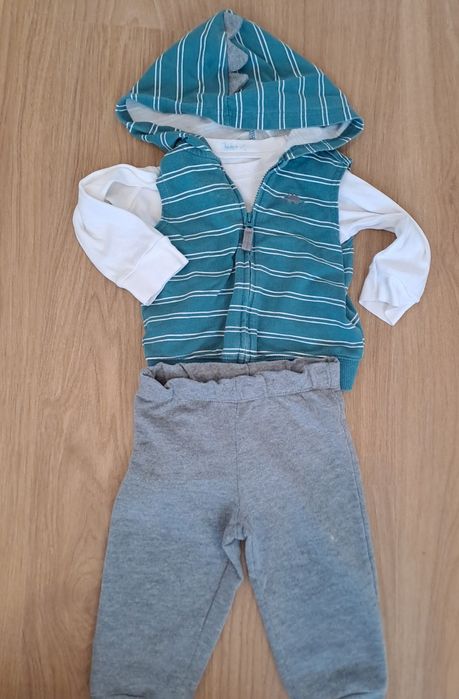 Roupa de bebé 12 meses