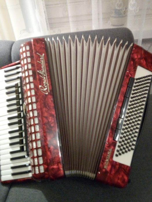 Akordeon Royal standard