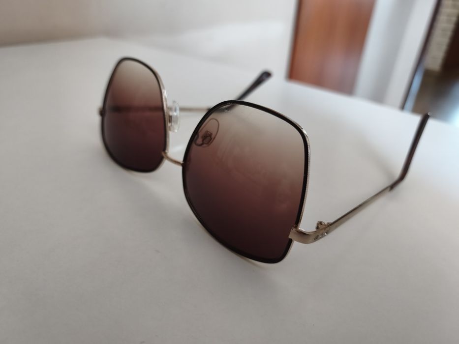 Okulary przeciwsłoneczne Tommy Hilfiger damskie brązowe