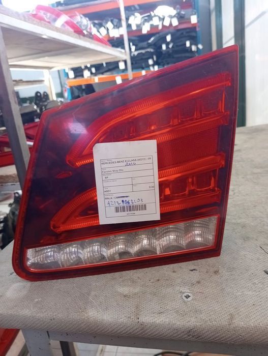 Farolim stop mala direito Mercedes-Benz E-Class(W212)09-/A2129062203