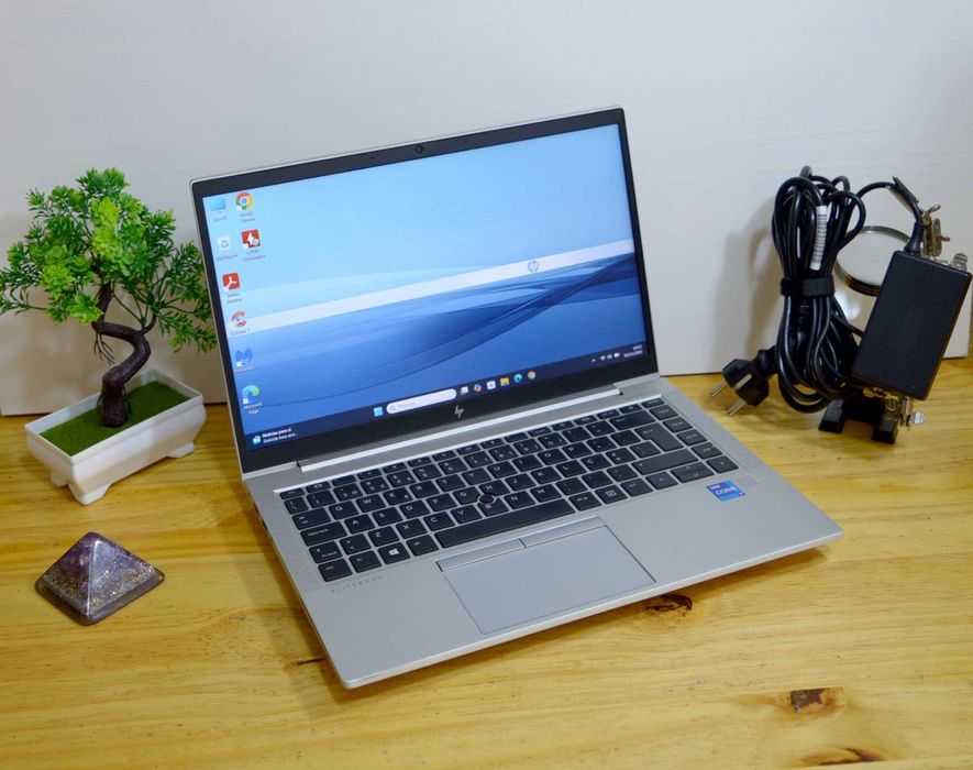 NMC- Semi-Novo - HP Aluminium - i7 4.70Ghz - 40GB RAM - IA - 512GB