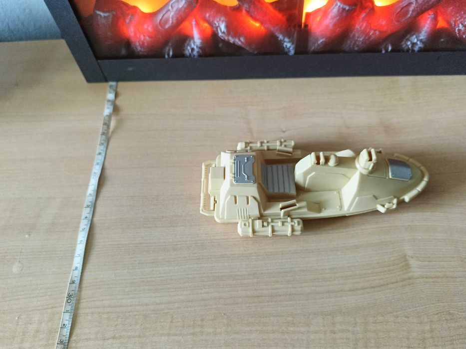 Zabawka ponton wojskowy