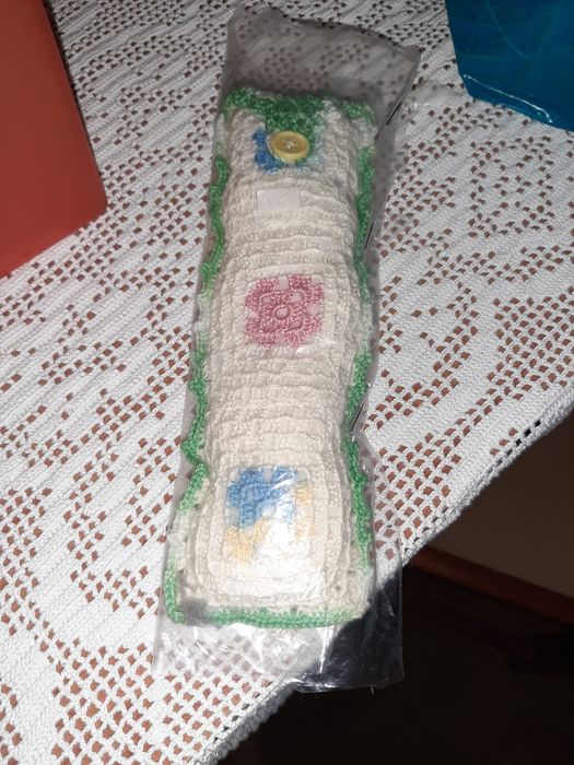 Porta algodão em renda