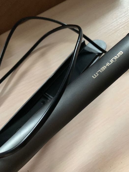 Випрямляч для волосся