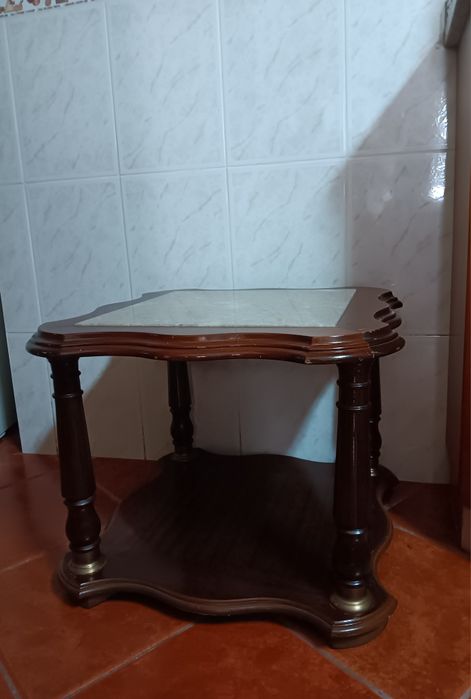 Mesa de Centro/Apoio