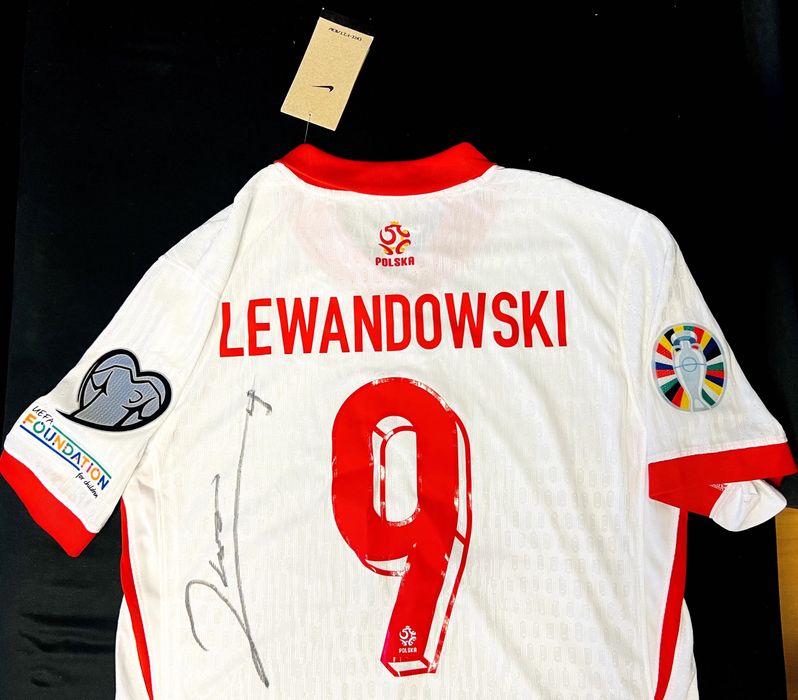 Aktualna koszulka kadry Polska Lewandowski z podpisem!