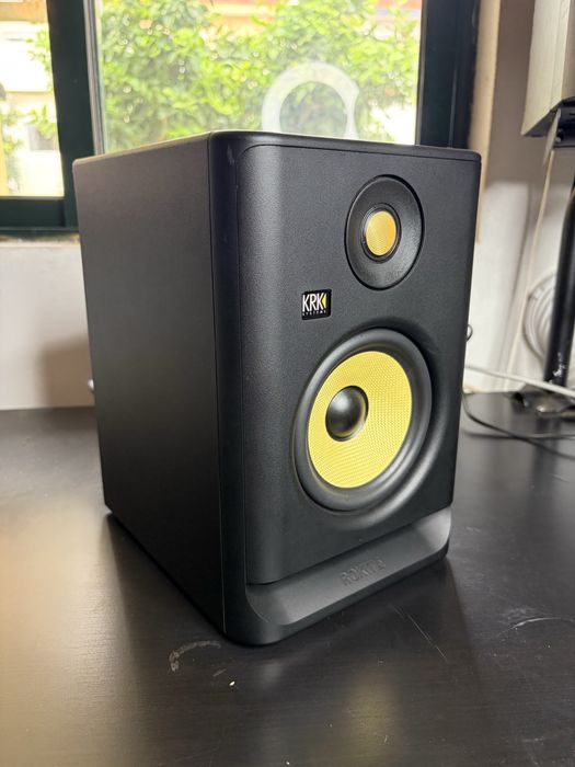 KRK Rokit 5 Gen 4 (reparação ou peças)