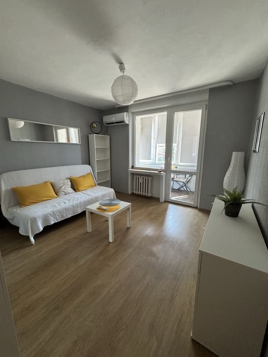 Kawalerka do wynajęcia – Wrocław, pl. Legionów | 20 m² | Klimatyzacja | Zabudowany balkon