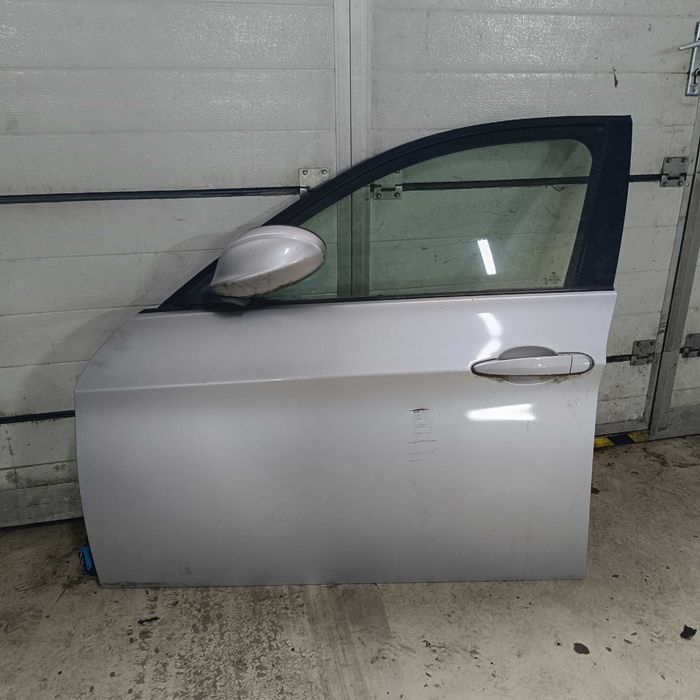 Drzwi lewe przód Bmw e90 e91  kod lakieru 354 titansilber