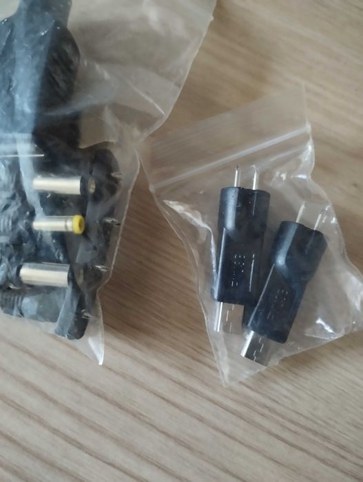 Универсальный блок питания 3 -12 в.