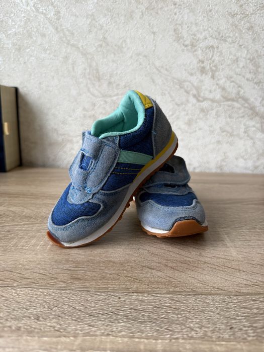 Дитяче взуття 23 розмір