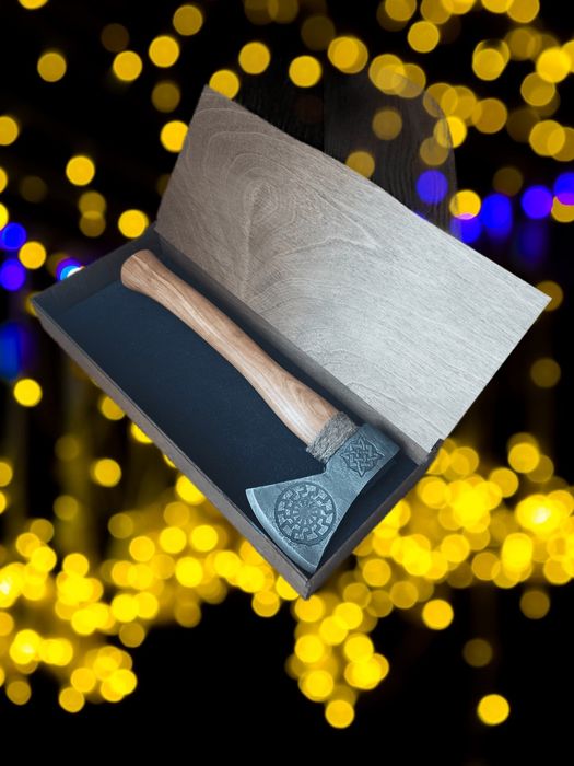 Сокира / топор / ручної роботи