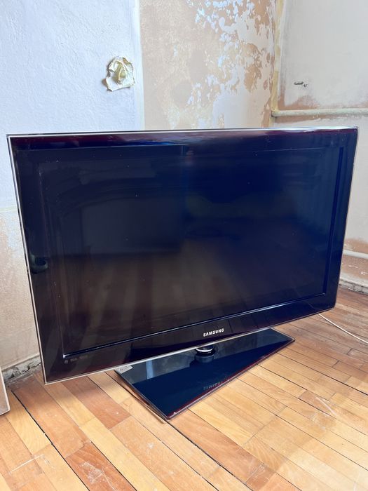 Telewizor Samsung 37” Full HD + pilot
