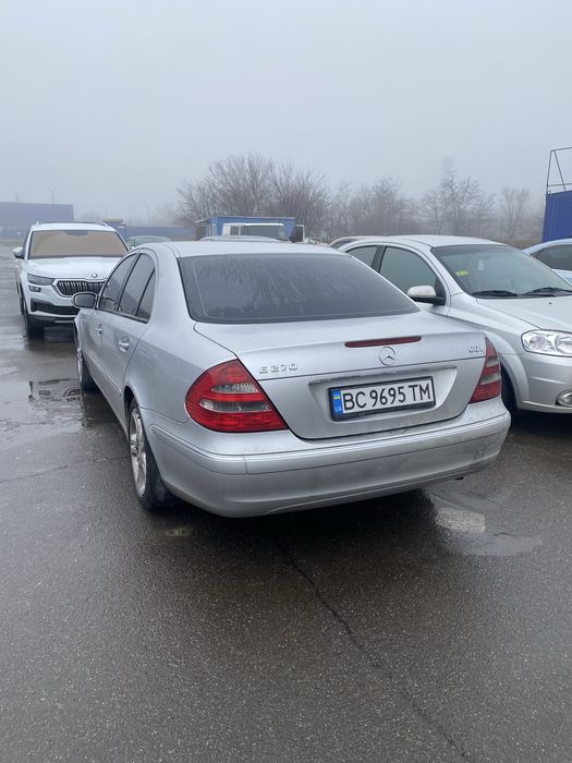 Mercedes-Benz E 2002 г.в. Дизельный! Автомат !