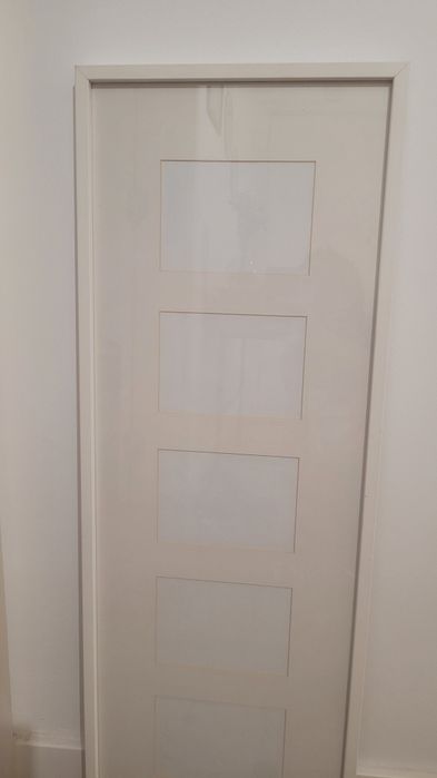 Moldura branca IKEA