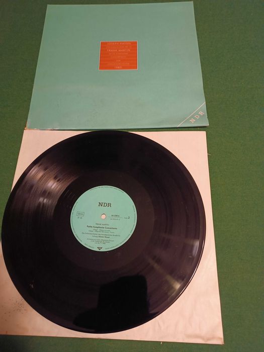 LP - Joseph Haydn / Frank Martin - NDR Sinfonieorchester 1985