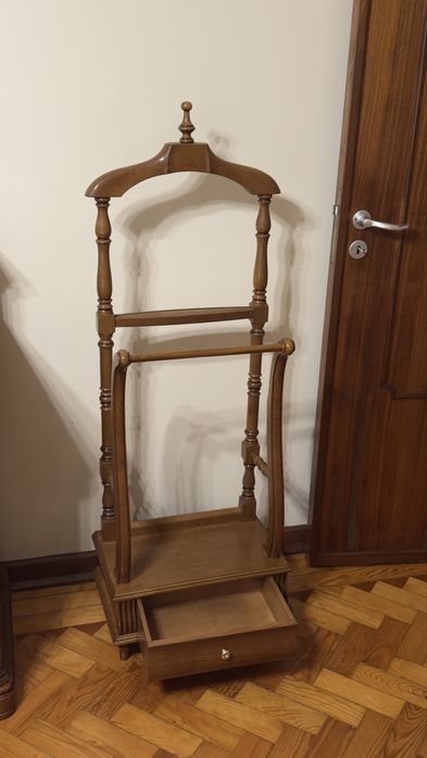 Bengaleiro para quarto