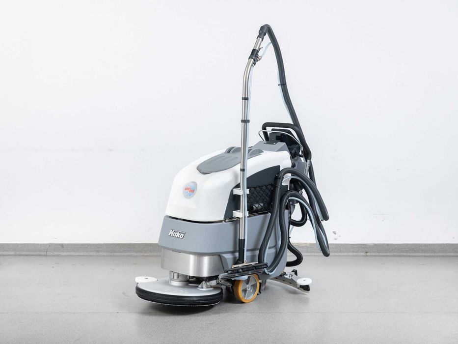 Nowa Szorowarka Hako Scrubmaster B45 CLH TB510 BATERIE SONNENSCHEIN 27000 netto