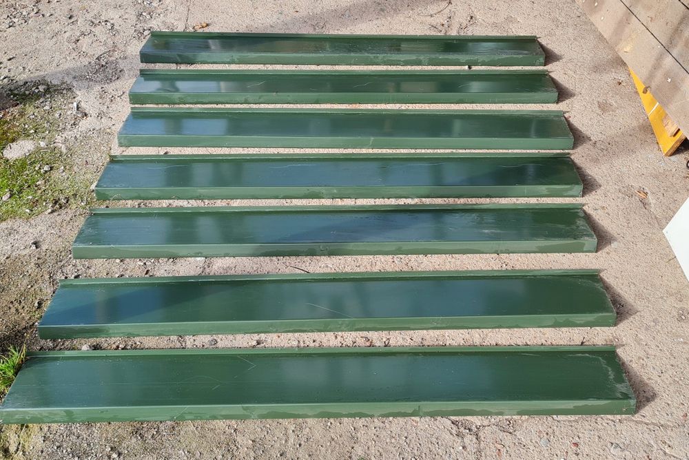 Parapety zewnętrzne stalowe zieleń butelkowa 7 sztuk