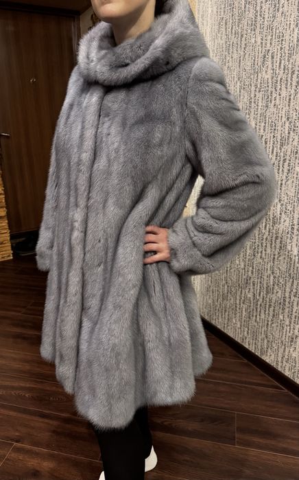 Голуба норкова шуба