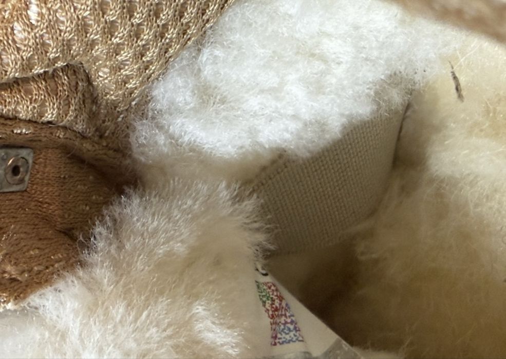 Buty UGG Lowmel, rozmiary 37, 38, 39, 40. Wysyłka OLX Wysyłka za pobraniem Zima Jesień